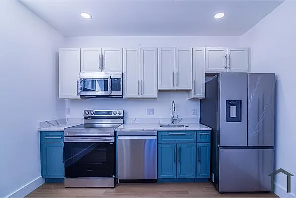 137 E Cumberland St #1 — Photo 9