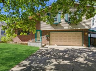 3833 Boston Ave, Des Moines, IA 50310