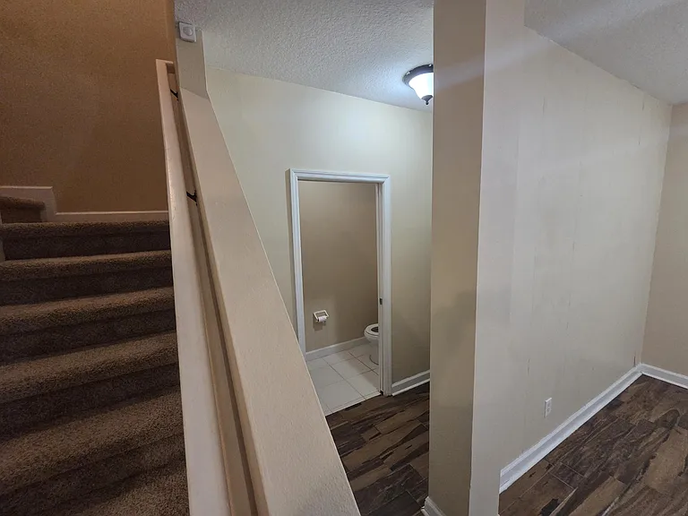 3810 Haley Ct #7 — Photo 10