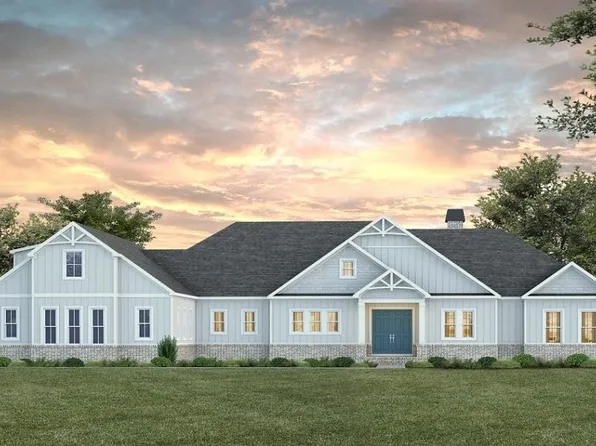 324 S Quail Dr, Pine Mountain, GA 31822