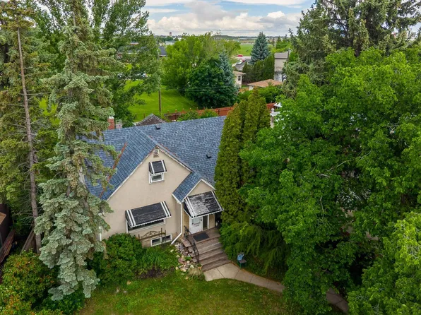 11022 110th Ave NW, Edmonton, AB T5H 1H9
