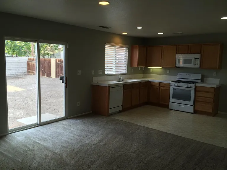 14019 Yearling Ln — Photo 6