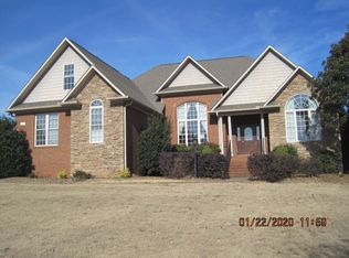 621 Parkland Ave, Inman, SC 29349