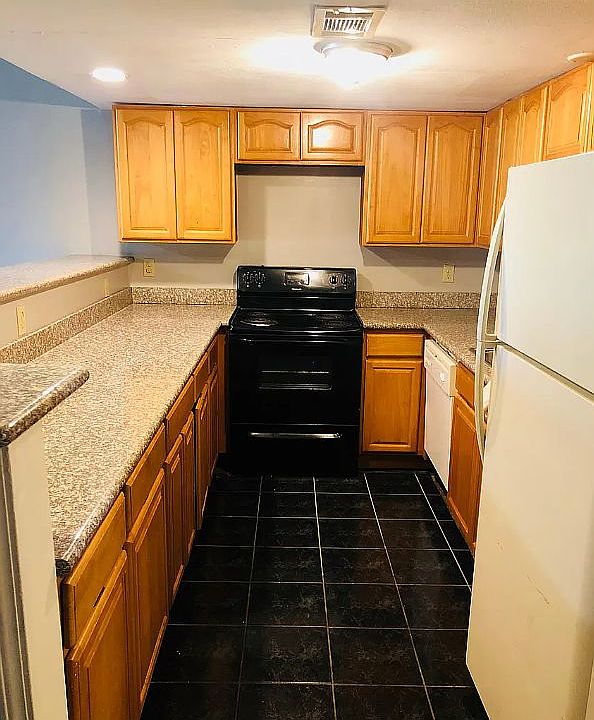 1st image of 7007 Barrington Ct
