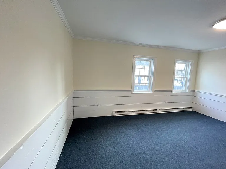 12 Essex St #5 — Photo 4