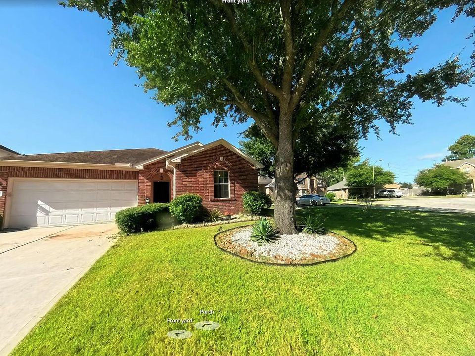 1st image of 24039 Clipper Hill Ln