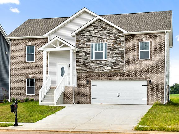 2nd image of 463 Summerfield Lot 463