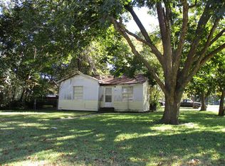 800 Northridge Dr, Angleton, TX 77515