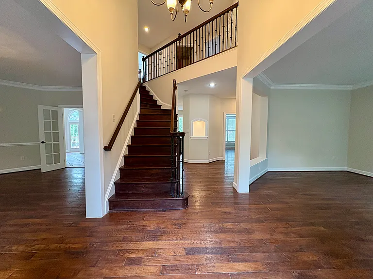 1151 Fieldview Dr — Photo 3