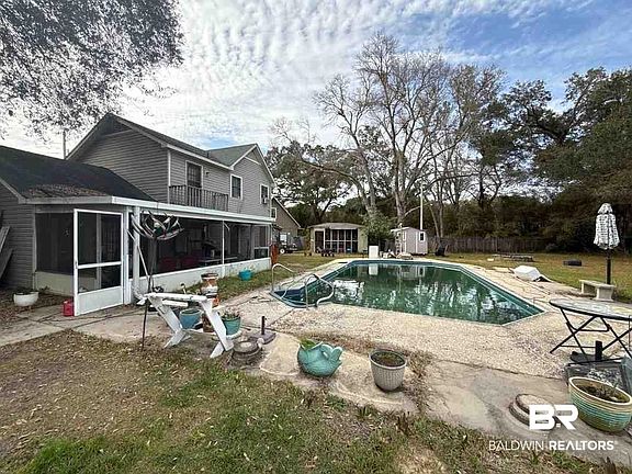 4th image of 21146 Brook Ln
