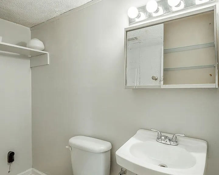 506 Ely Road — Photo 11