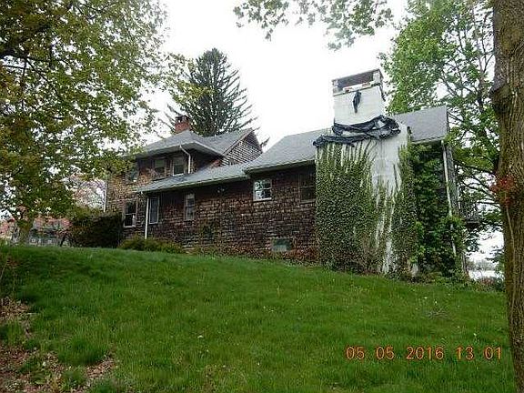 3rd image of 811 Hartford Ave