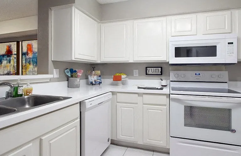 Preston Village Apartments — Photo 3