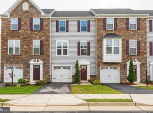 104 Chamomile Ct, Lake Frederick, VA 22630