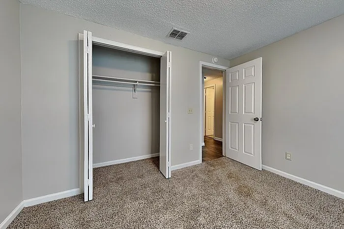 2626 Pinewood Blvd S — Photo 16