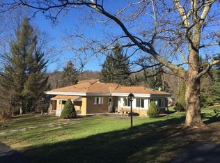 16 Old Pittsburgh Ln, Smock, PA 15480