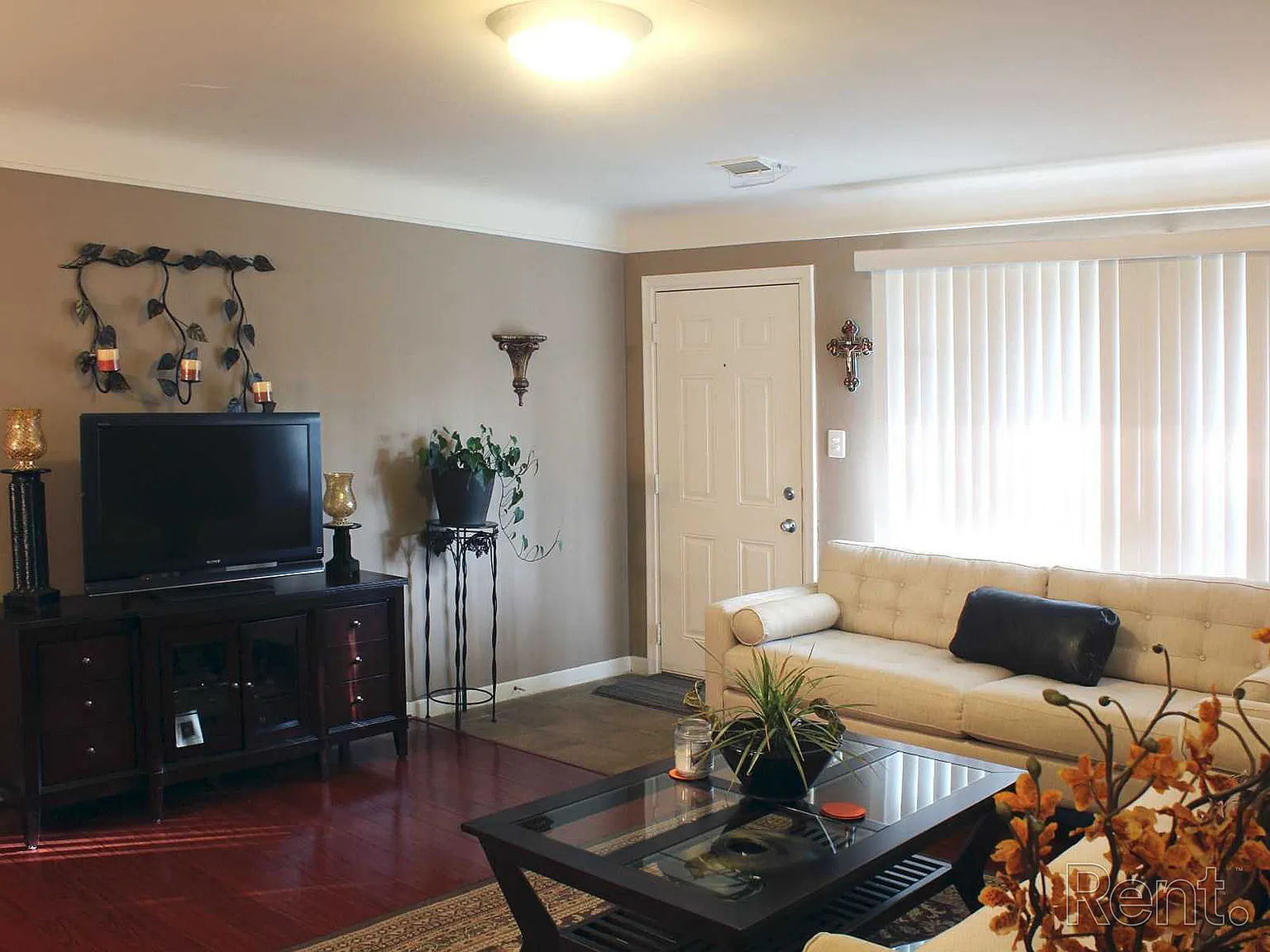 Campbell Row Apartments — Photo 3