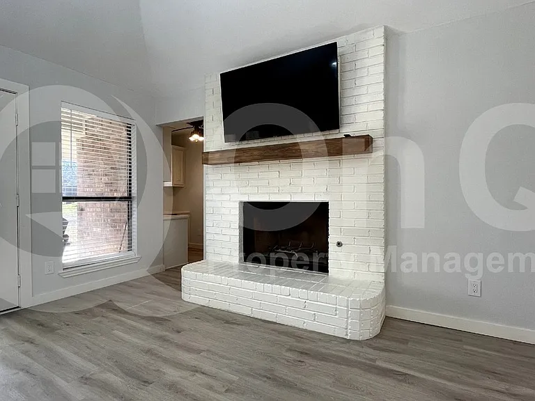 130 Hunters Glen Dr — Photo 6