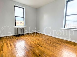 23-33 32nd St #510, Astoria, NY 11105