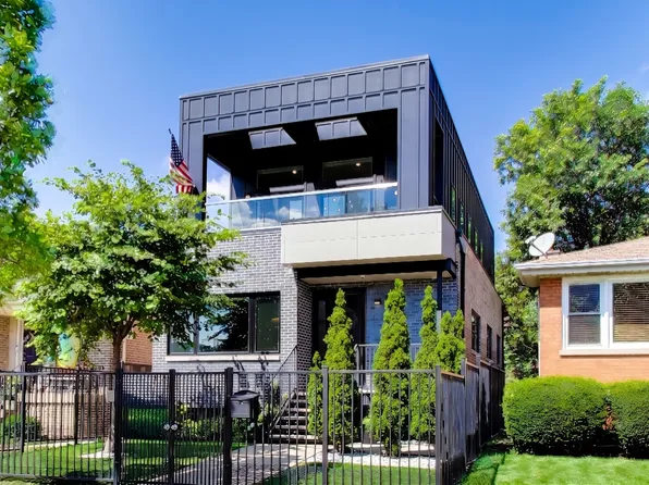 2326 W Erie St, Chicago, IL 60612