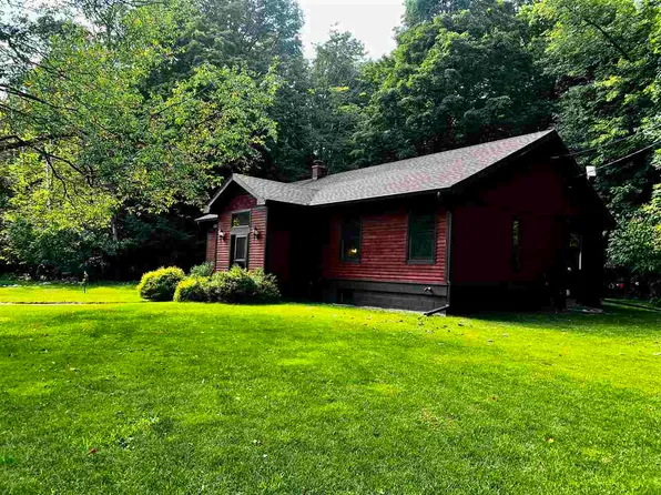 1972 W Townline Rd, Harbor Springs, MI 49740