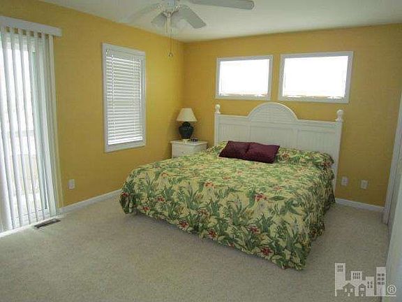 5th image of 3196 Island Dr