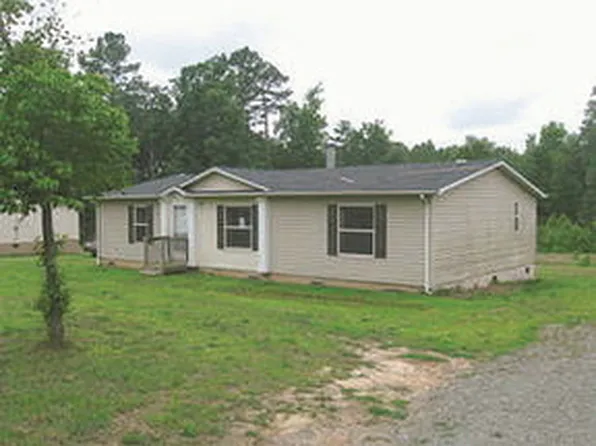 866 Clarence McKeithan Rd, Sanford, NC 27330