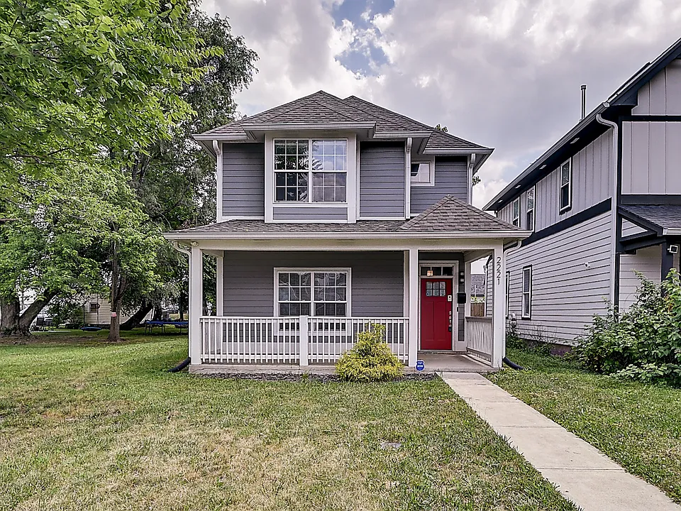 2221 Bellefontaine St