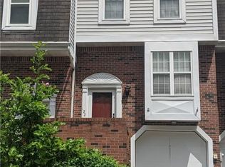 122 Spruce Ct, Pittsburgh, PA