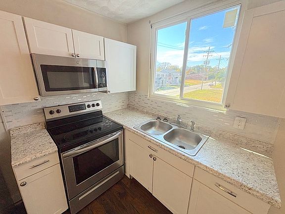 2nd image of 2232 Elm Ave #B