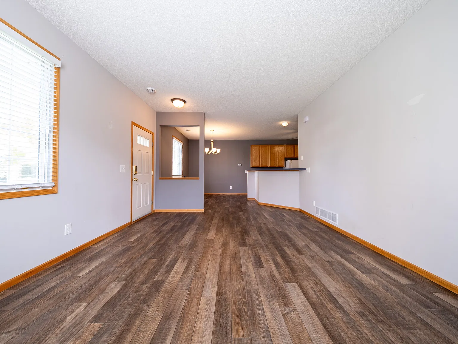 Tamarack Trail, Farmington (535) AB DG1 - 1 — Photo 3