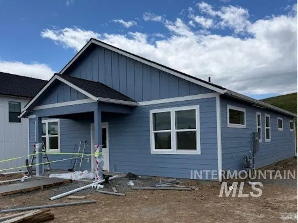 983 Edington Ave, Moscow, ID 83843