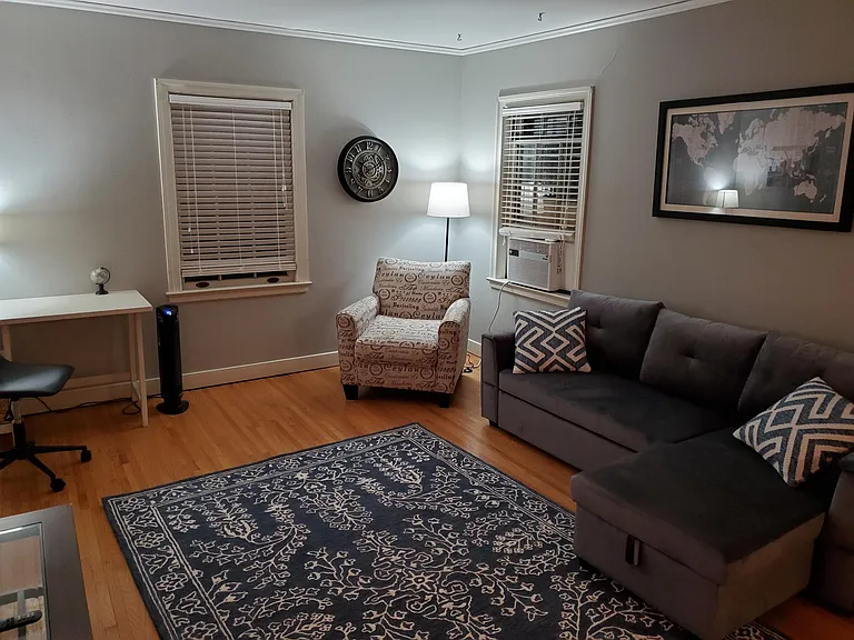 220 W 21st St #3 — Photo 3