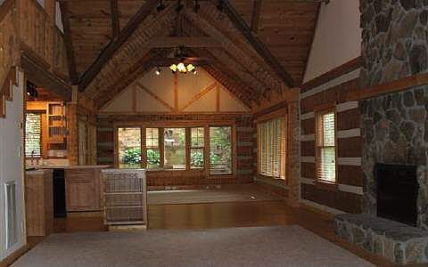 2nd image of 416 Woodbrier