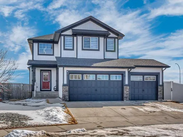 260 W Ranch Close, Strathmore, AB T1P 0B5