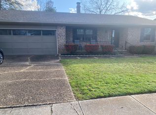 13009 Pleasant Forest Dr, Little Rock, AR 72212