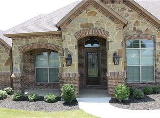 3541 Swan Lake Dr, Midlothian, TX 76065