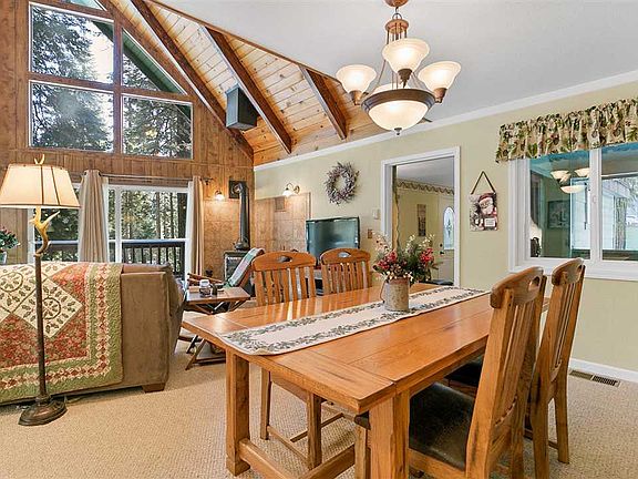 3rd image of 38673 Forest Ln