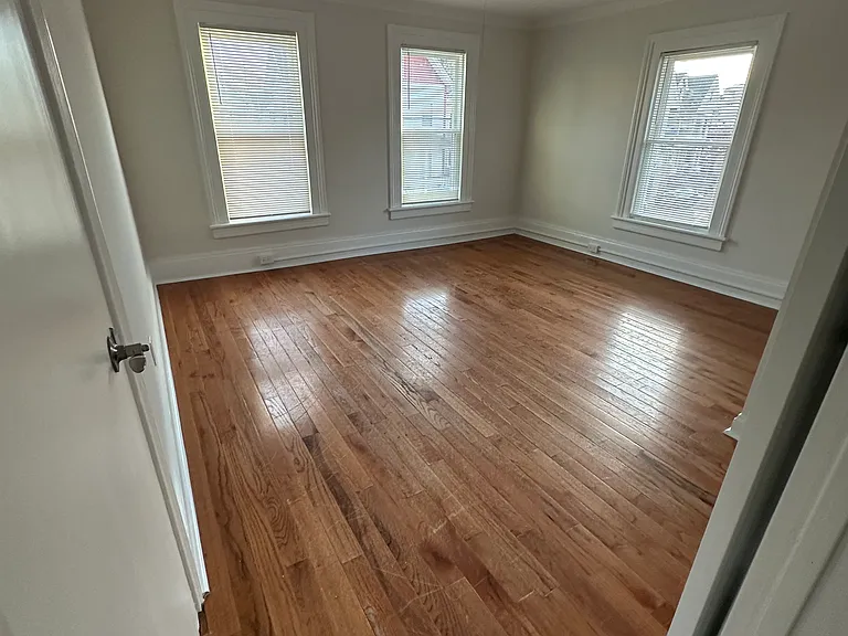 164 Hanover St #2 — Photo 13