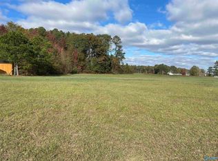 26-28 Cj Upton Cedar Bluff Rd, Centre, AL 35960