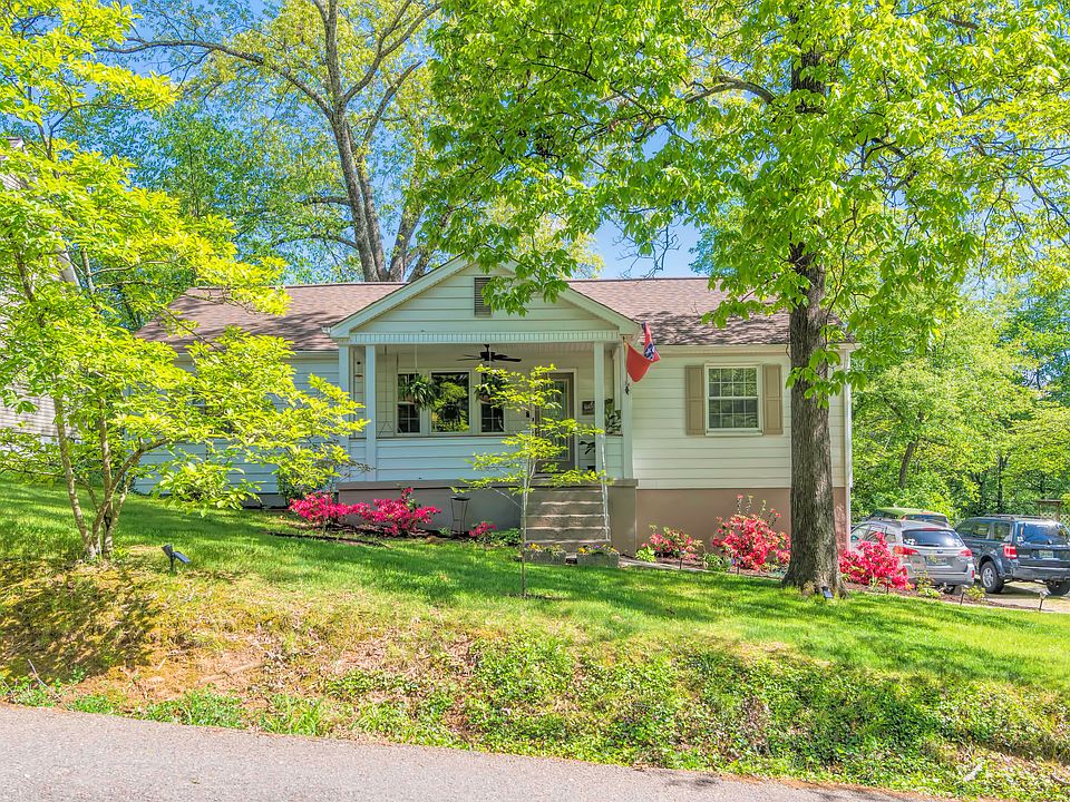 1st image of 3214 NE Kenilworth Ln