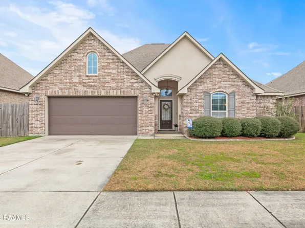 207 Mintmere Ln, Youngsville, LA 70592