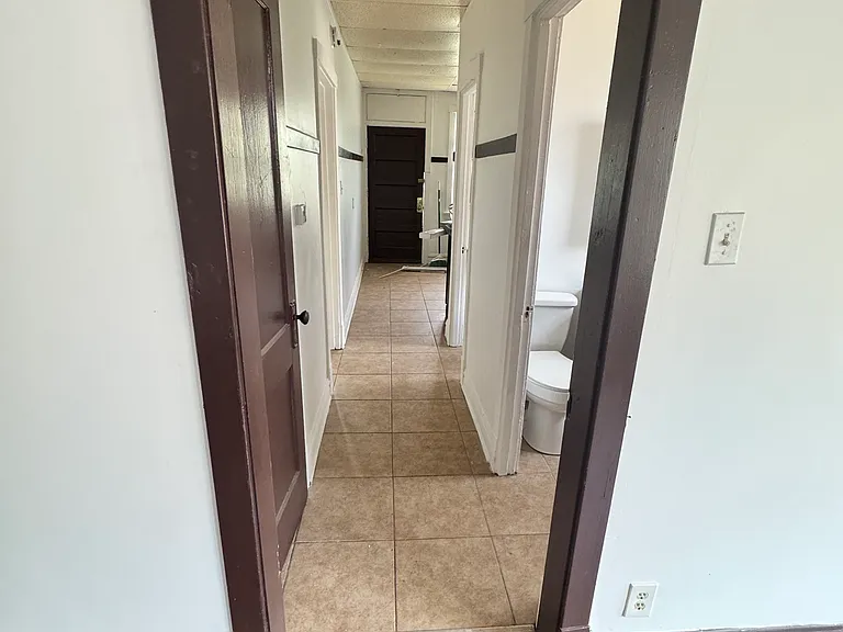 5610 S Carpenter St #2 — Photo 8