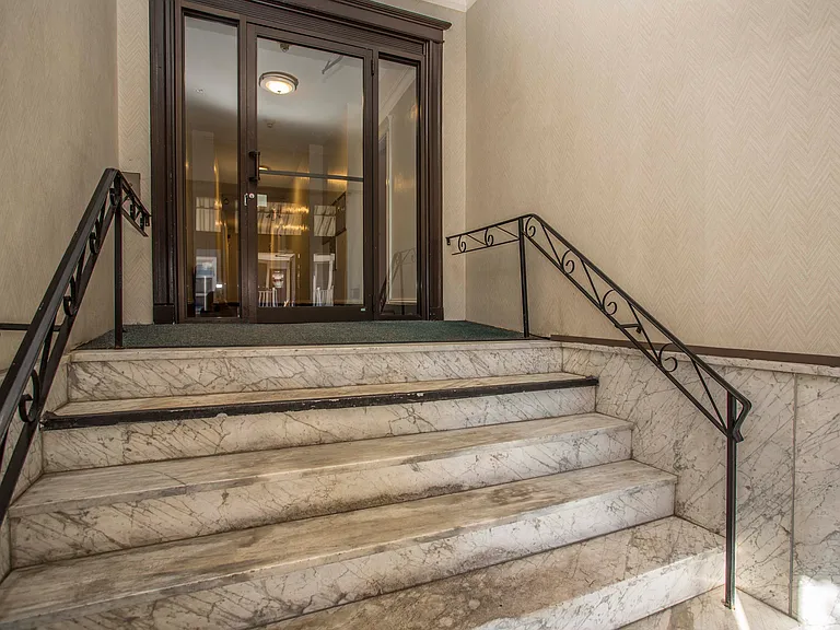 15 Elko St #9 — Photo 11