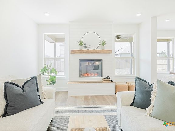 4th image of 8719 Hidden Oaks Dr