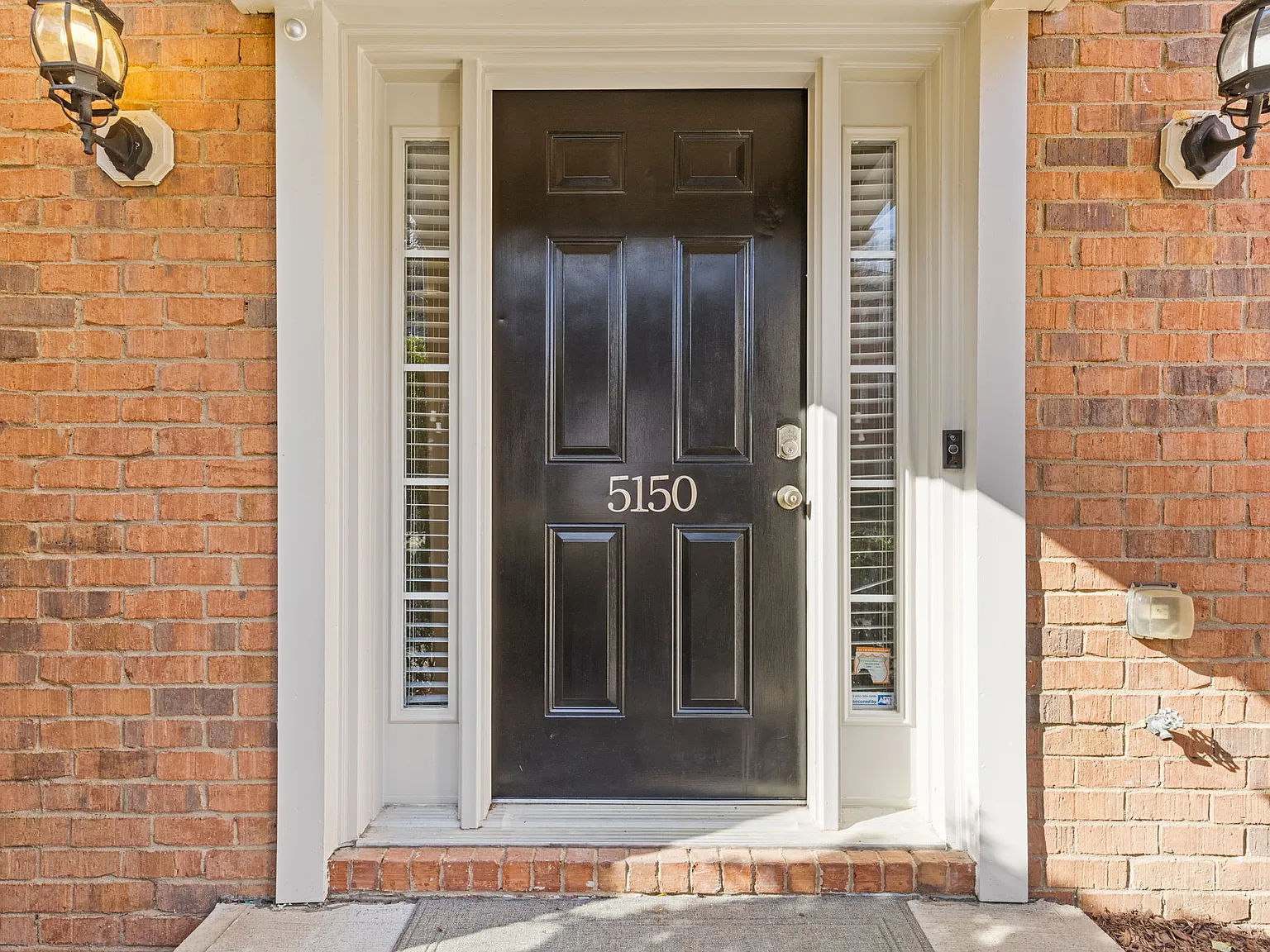 3 bed, 1963 sqft, $3,029 — Photo 3