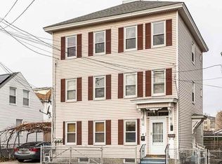 4 Joiners Ct #2, Lowell, MA 01852