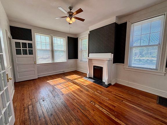 5th image of 320 3rd St