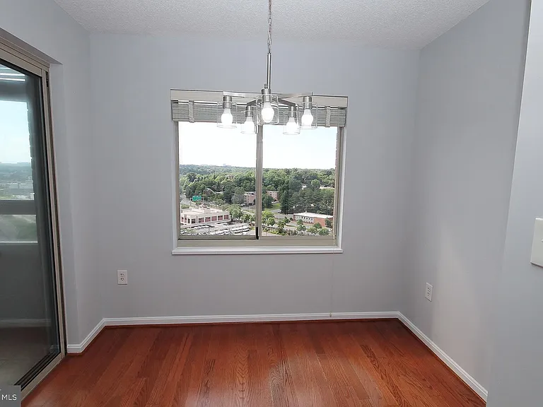 2151 Jamieson Ave #2011 — Photo 11
