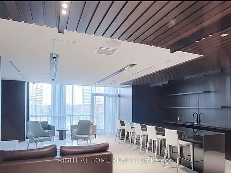 6 Sonic Way NE #2204 — Photo 23